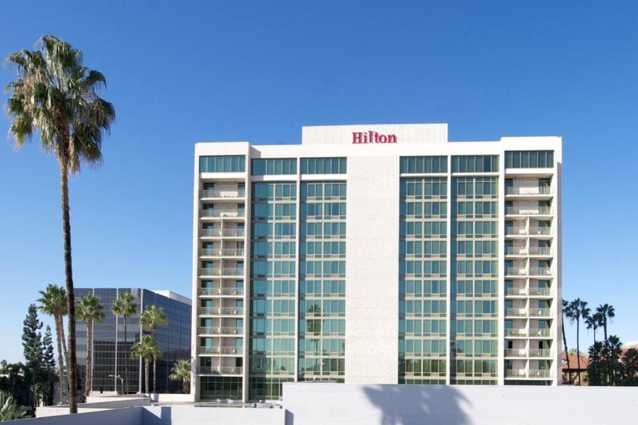 Отель Hilton Пасадина Экстерьер фото