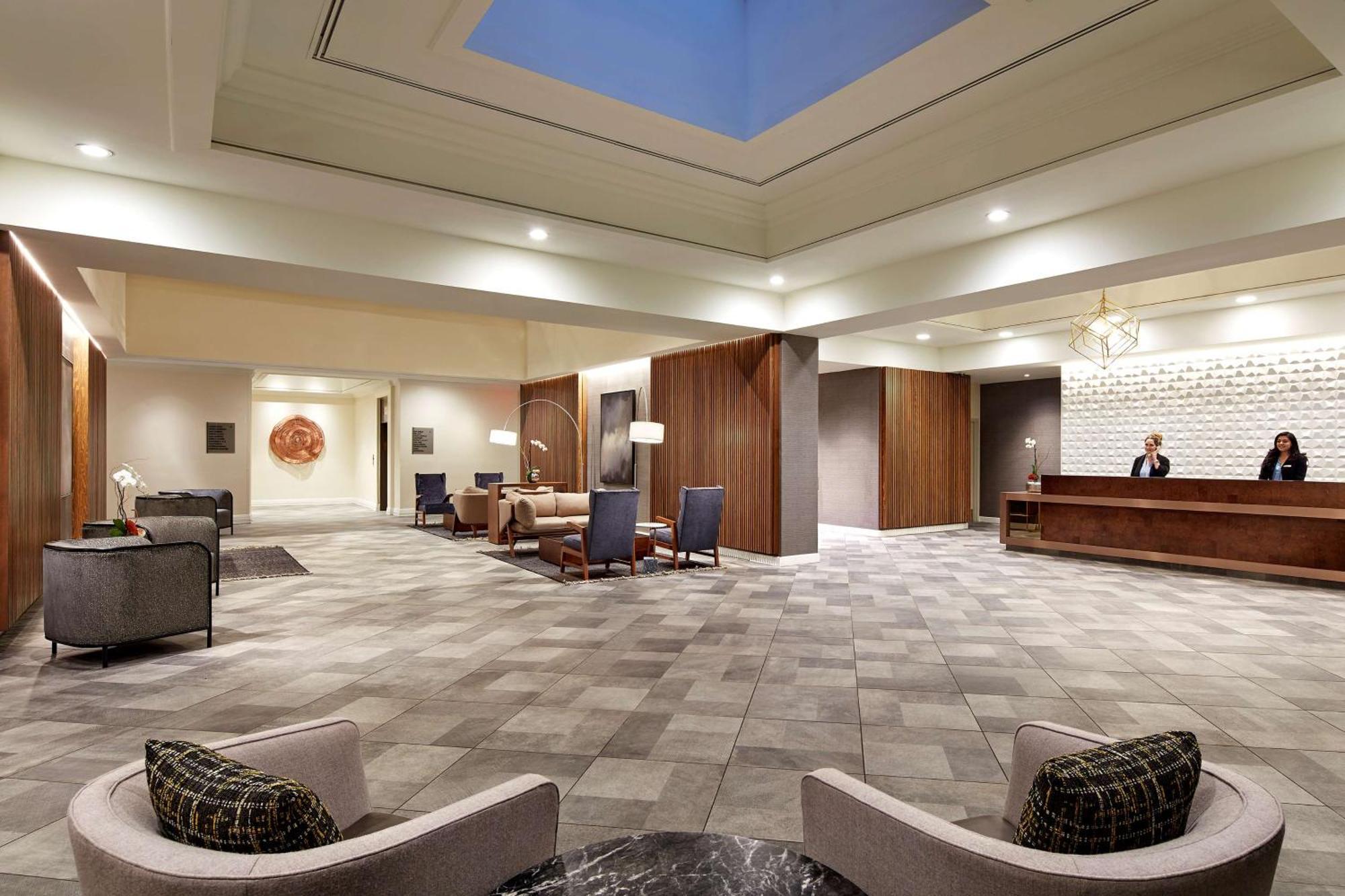 Отель Hilton Пасадина Экстерьер фото
